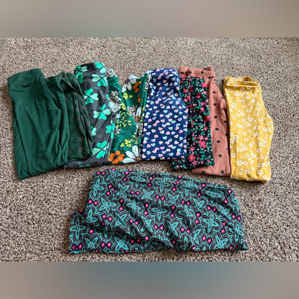 Girls lot of tights - 8 pairs of tights Lularoe medium and large